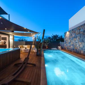 Grand Ānaya II - Luxury 5br Villa - 2x Pools & Jacuzzi - Cinema Room