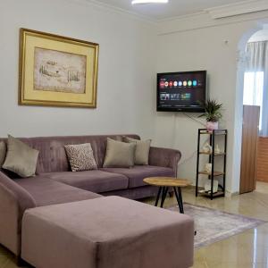 2BR Apartment in Tiranas Trendiest Neighborhood