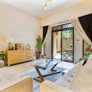 Bookable 1 Bed Reehan 3 with Private Garden