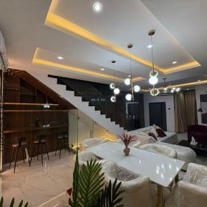 RGS Luxury Residence