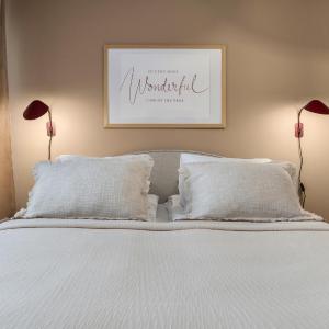 Nordic Velvet Loft Hosted by Hygge Host