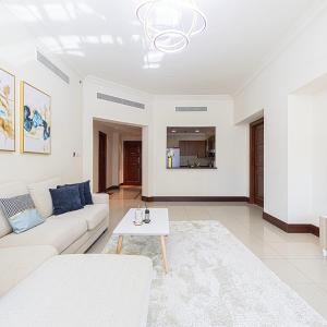 Cozy 2 Br Heart of Palm Jumeirah