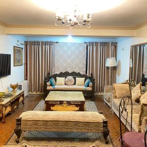 Bhurban Executive Apartment 2Bed, Valley Veiws