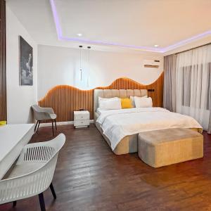 Aradu Apartment