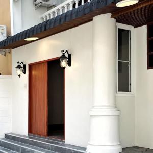 House in the heart of Thonglor, Bangkok, 8 min to BTS