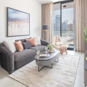 Cozy 1BR in Business Bay - Part Burj Khalifa Views