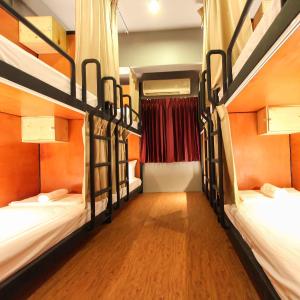ThongLor Travellers Hostel and Cafe