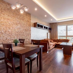 Panorama Sky Apartment near Riga Airport & City Center
