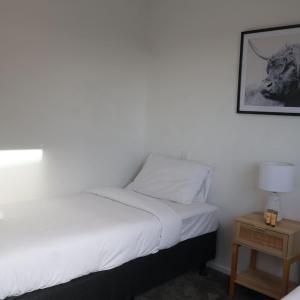 Cosy 2BR House in Carrington Rd