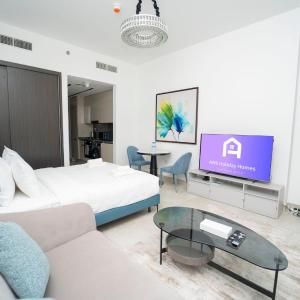 AWS Holiday Homes - Modernity with a View