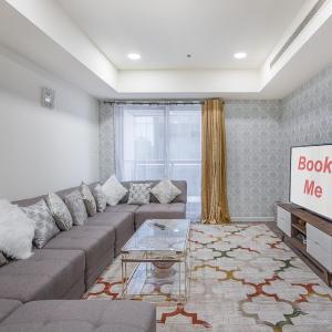 StayShort - High-Floor 2BR with Breathtaking Dubai Marina Views