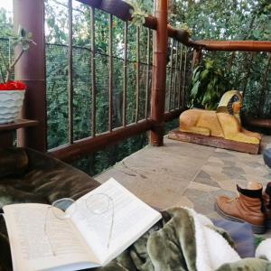 Boresta House -Santa Elena con vista al Bosque y terraza privada