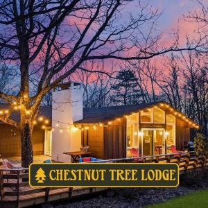 Chestnut Tree Lodge - Modern Wooded Escape
