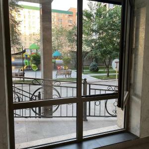 Central Cozy Apartment Bishkek