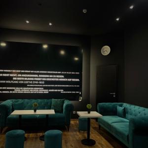 Colour Hotel