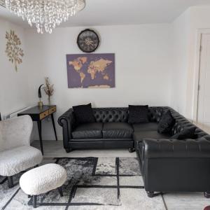 14 Lumb close