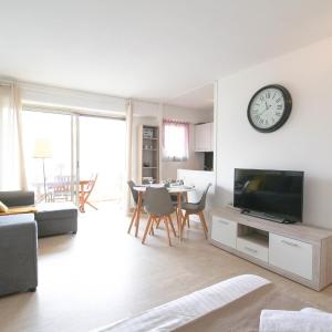 Huge Terrace close to the beach and the palais -Clim- Terrace- BENAKEY