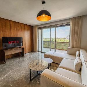 CFC Casablanca - Luxury 1-Bedroom Apartment with Anfa Park View