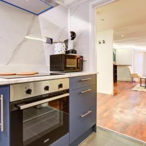 Stunning London City Apartment Retreat