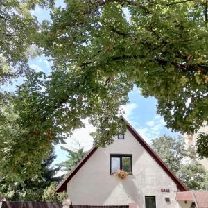 Prague house in Green Oasis 10min to the downtown