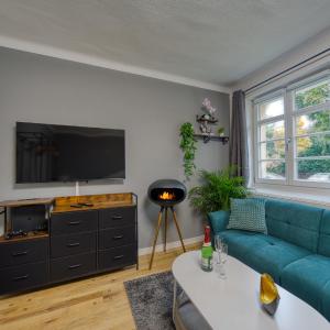 DresdenStay Modern 3 Schlafzimmer Balkon Kamin PS4