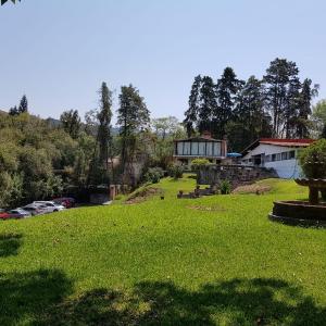 Casa Grande, Casita, Gran Jardín, Juegos para 19 personas en el Pueblo