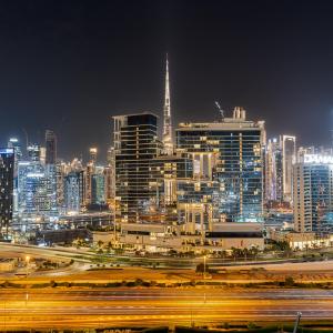 Luxury 1BR with Burj Khalifa View 5-Star Amenities & Valet Parking