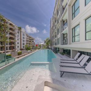 Brand new 1 BR apt 403 at Space Condo near Boat Avenue