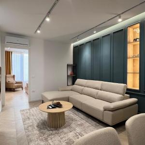 Superb Apt Central
