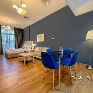Rare Holiday Homes - Near Miracle Garden - Lavender 2 - RG012 - Jumeirah Village Circle