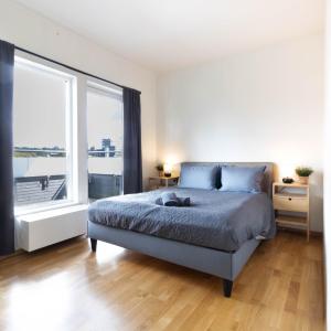 Modern Room in shared apartment with a Beautiful Private Balcony