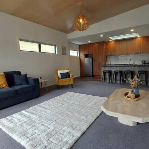 Sleek Suites By The Sand 2x Apartments