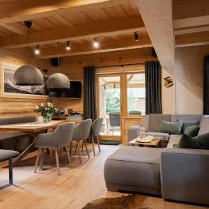 VILLA ZAKOPIANA - drewniany dom w centrum