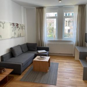 2 Apartment möbliert Stuttgart Obertürkheim