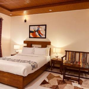 Nook House - Valley View Villa