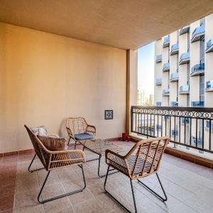 Stylish 2 bedroom apartment with Maid Room I Fairmont South Residence I Palm Jumeirah