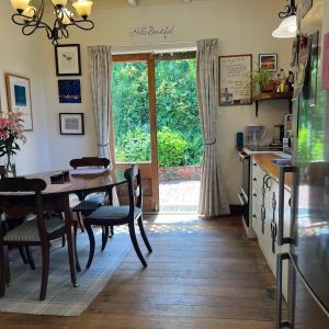 amelie, urban retreat awaits