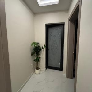 ذا روز الخبر