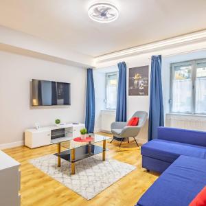 Ultra Central - Quiet Oasis by the Synagogue