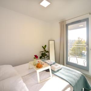 Maya's Apartments