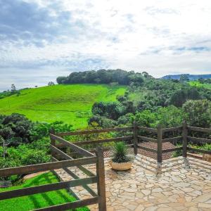 Toca das Araras -A sua melhor opção em Socorro/SP, visual sensacional, inigualável.. convívio com a natureza!!!