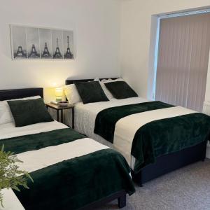 Harry Potter Studio Flat Kings Cross London Sleeps 4
