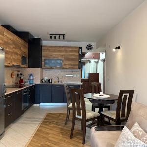 Kamy-Sophia Apartment