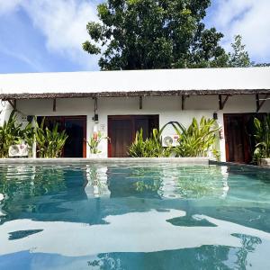 CASA DE LOREN- the surfers choice