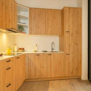 1 BR apartment 2 min from KMSKA
