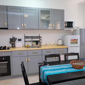 Central Santa Maria - Late Check-in available - 4min walk beach