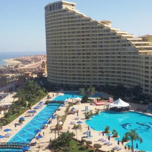 Porto Sokhna pyramids Apartments with Sea View Families Only