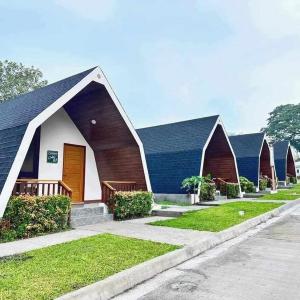 Aurora Villas and Cabin Resort