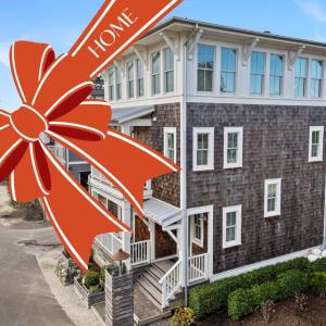 Head in the Clouds by Seabrook Hospitality