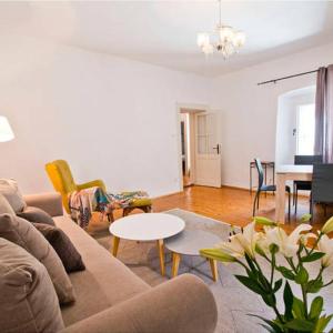 Peristil Loft